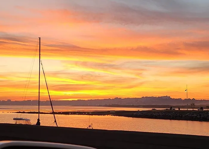 El Embarcadero * Pedrena